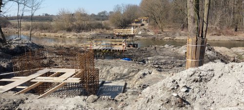 Kolejny raz zaglądamy na budowę kładek