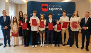 Wręczenie nagród Burmistrza dla najlepszych uczniów - 25.06.2026